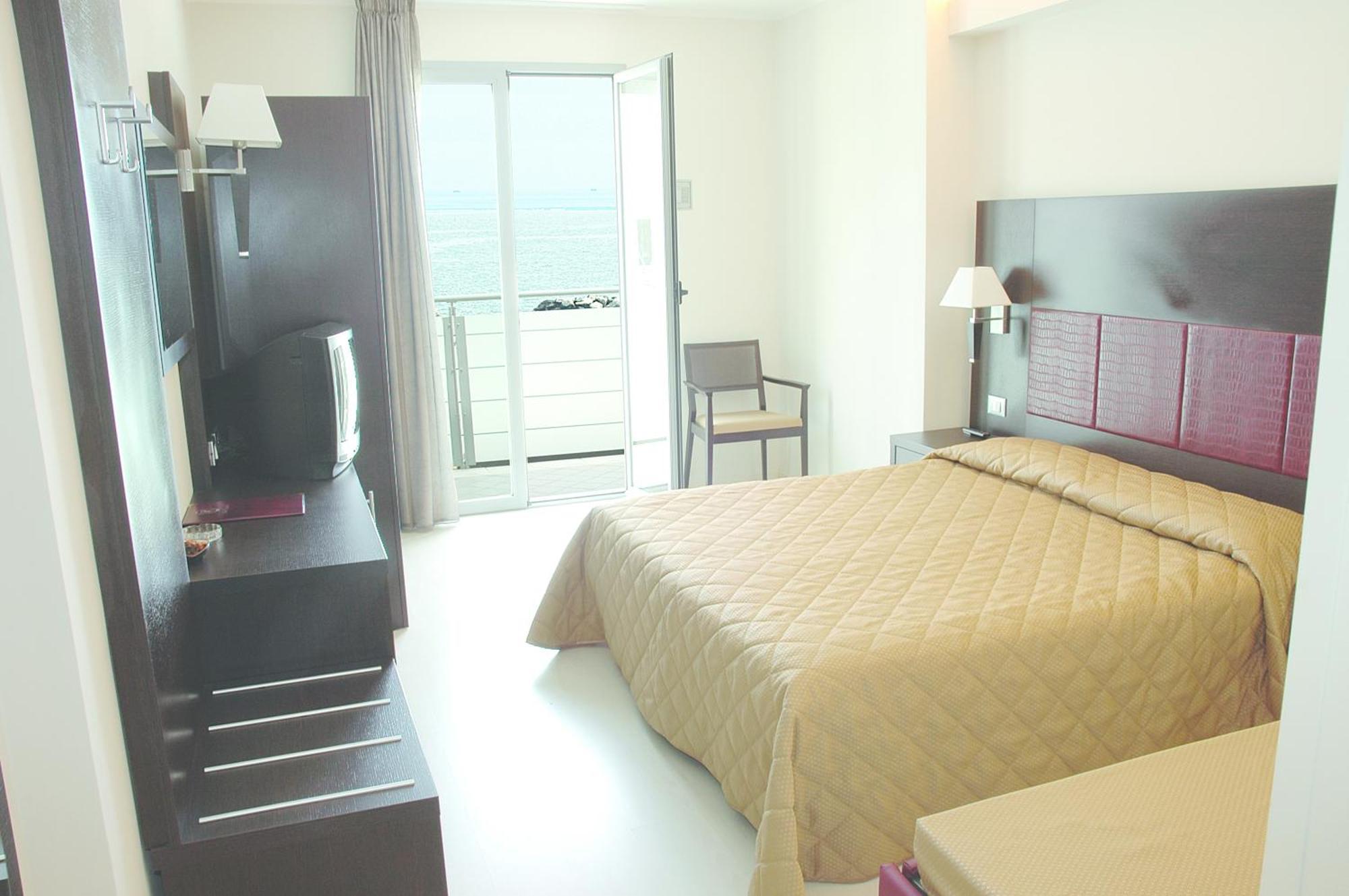 Hotel Capitol San Mauro Mare 외부 사진