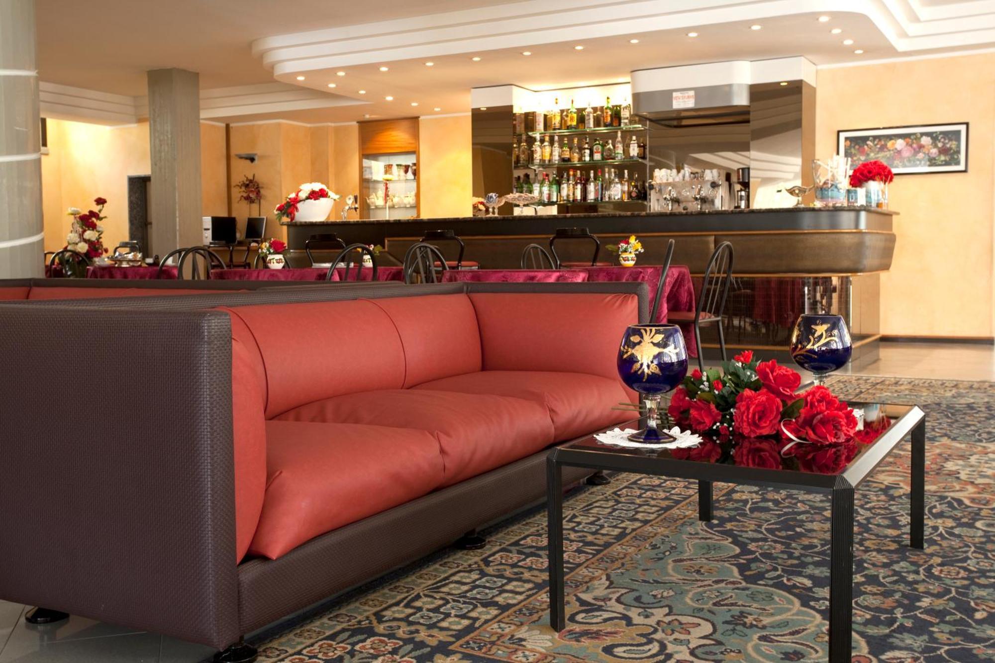 Hotel Capitol San Mauro Mare 외부 사진