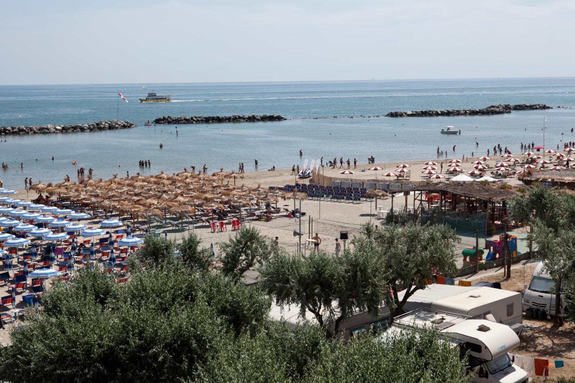Hotel Capitol San Mauro Mare 외부 사진